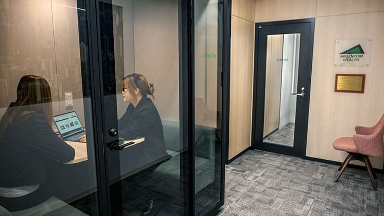 Why Expats in Japan Need a Licensed Financial Advisor 01