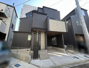 Roka-koen 2 bedroom house