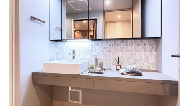 Upscaled with Gigapixel v8.4.4. 500x600 => 2000x2400 (4x) @ 118 ppcm Model: Low Resolution V2, denoise: 0.316090602697864, sharpen: 0.13277887102850086, decompression: 0.2016417591392513